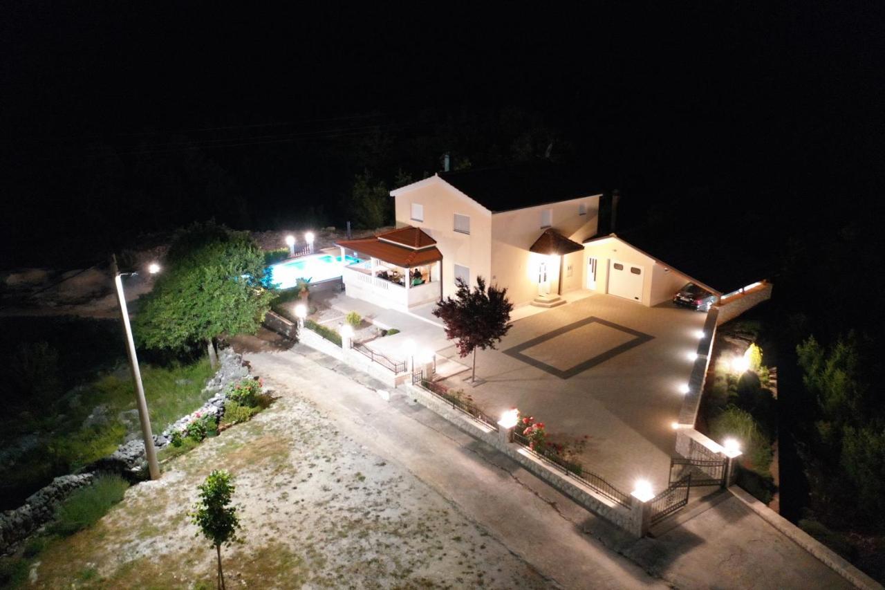 Villa Secret Beauty With Saltwater Pool Imotski Exterior foto
